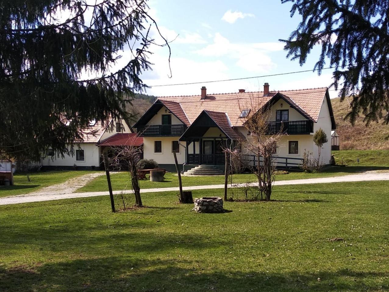Panzió-Kemping Bekölce Bekolce Exterior foto
